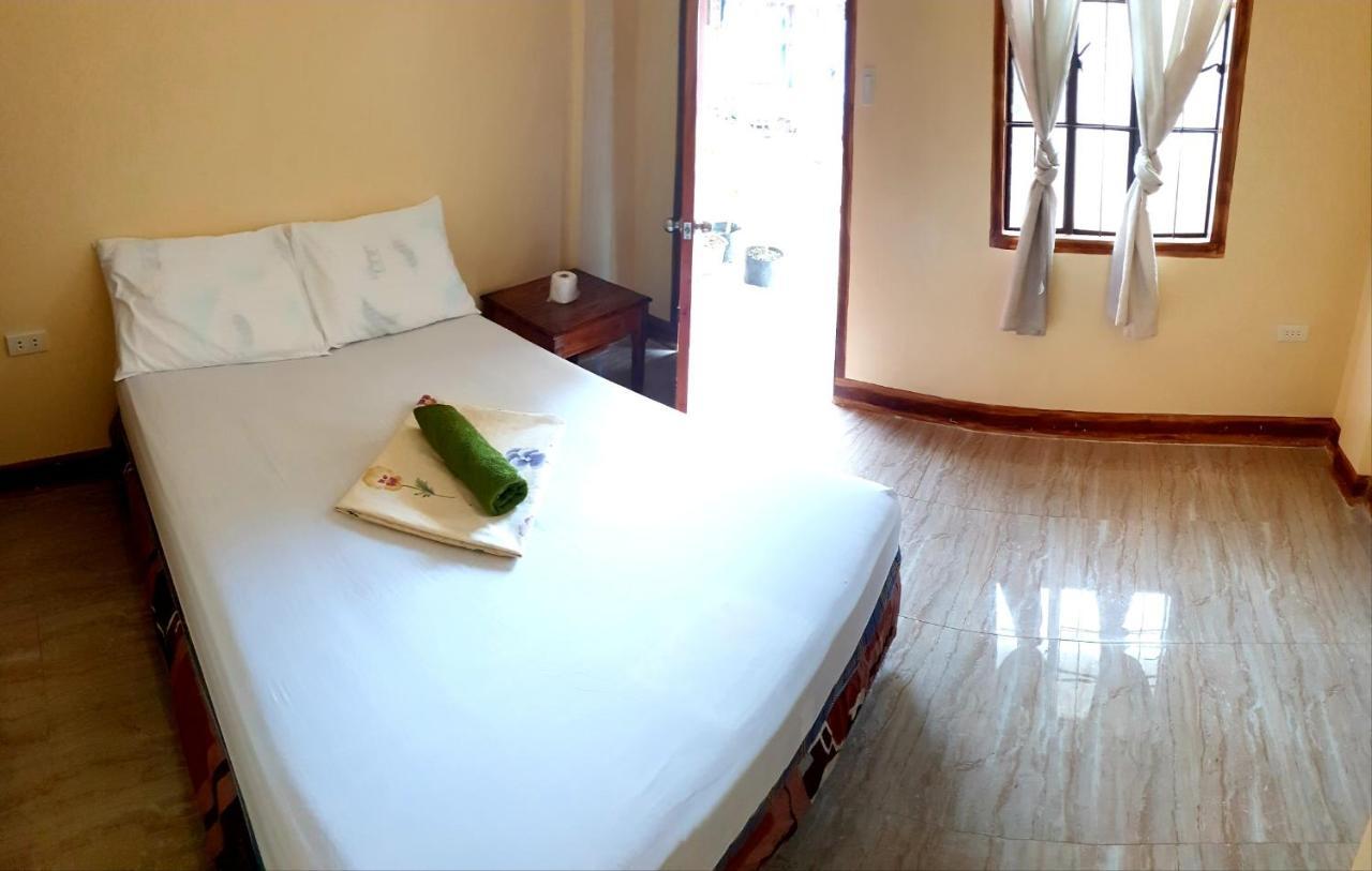 Indino Guesthouse Moalboal Exterior photo